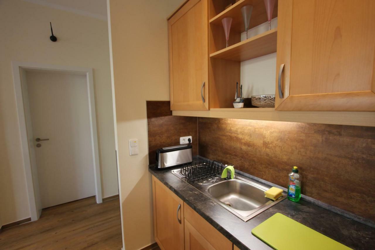 Ferienwohnung In Warnemuende, Friedrich-Franz-Strasse 11 ロストック エクステリア 写真