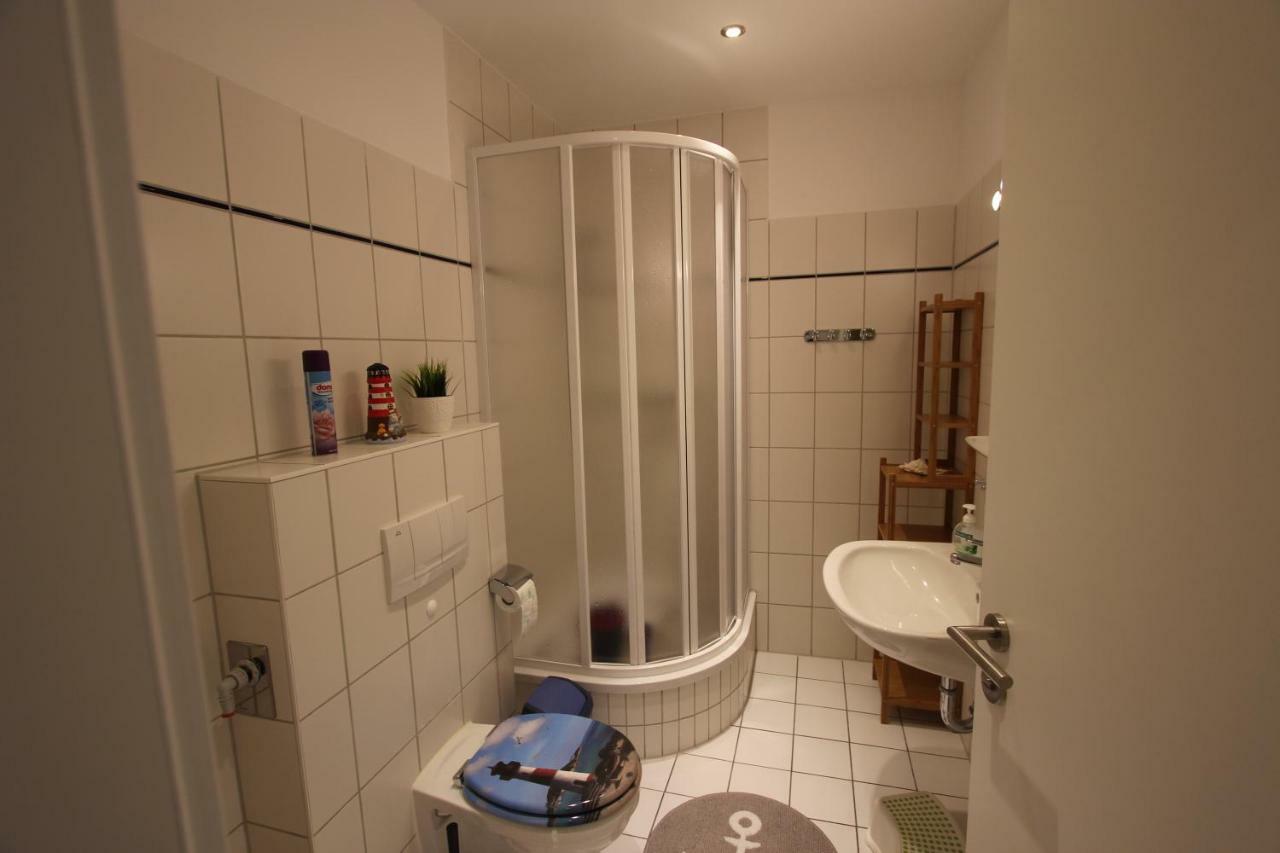 Ferienwohnung In Warnemuende, Friedrich-Franz-Strasse 11 ロストック エクステリア 写真