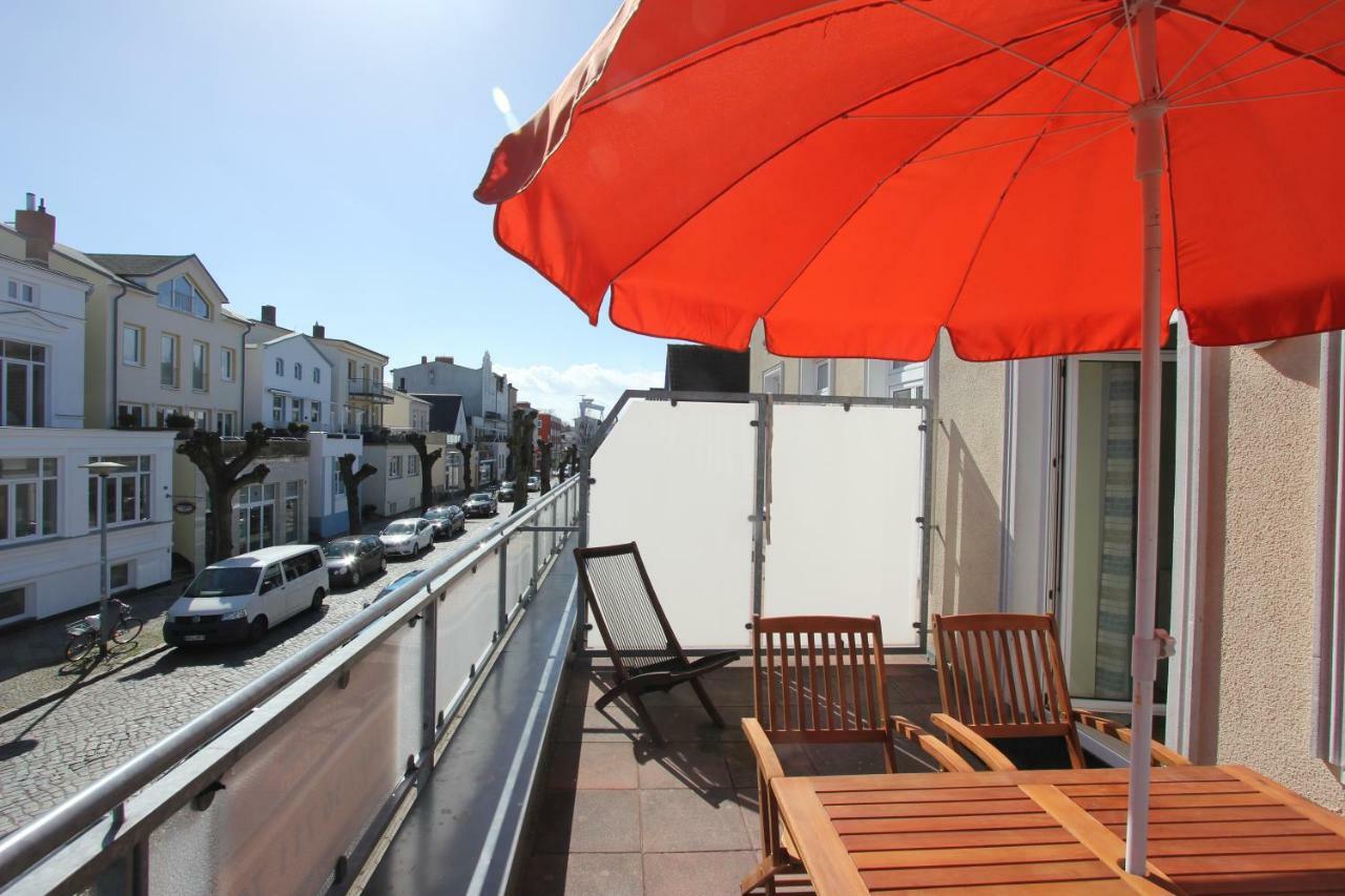 Ferienwohnung In Warnemuende, Friedrich-Franz-Strasse 11 ロストック エクステリア 写真